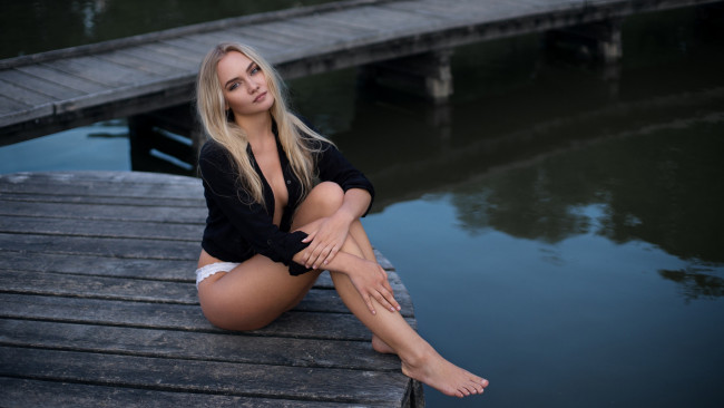 Обои картинки фото девушки, adela bartyzalova, adela, bartyzalova