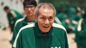 Картинка ojingeo+geim+ сериал+2021 кино+фильмы сериал игра в кальмара oh yeong su il nam no 001