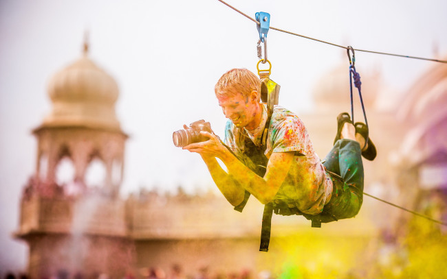 Обои картинки фото разное, люди, фотограф, краски, веревки