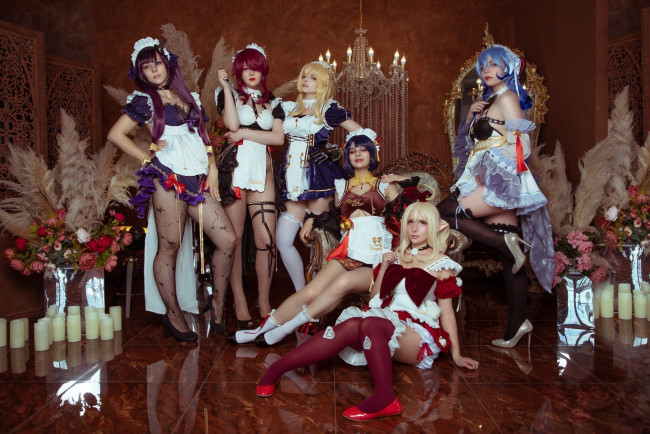 Обои картинки фото девушки, - креатив,  косплей, образы, костюмы, свечи, цветы