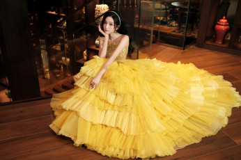 Картинка wu+xuan+yi девушки -+азиатки брюнетка платье сталлажи