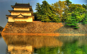 обоя города, замки японии, замок, япония, озеро, парк, стена, деревья