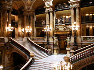 Картинка интерьер холлы лестницы корридоры