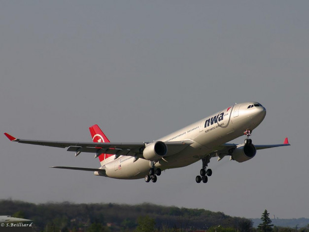 Обои картинки фото авиация, пассажирские, самолёты