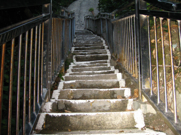 Обои картинки фото старая, лестница, разное, элементы, архитектуры