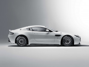 Картинка автомобили aston martin