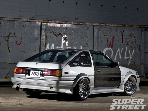 Обои картинки фото 1985, toyota, corolla, hatchback, автомобили