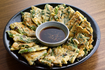 Картинка еда мясные+блюда соус блинчики