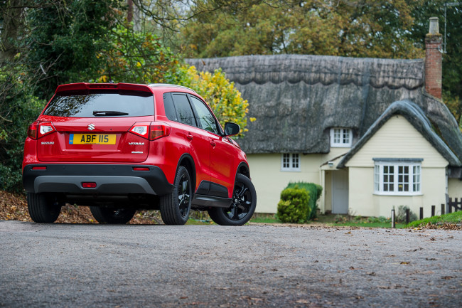 Обои картинки фото автомобили, suzuki, s, uk-spec, vitara, 2015г, кпасный