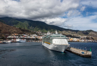 Картинка корабли лайнеры круиз лайнер