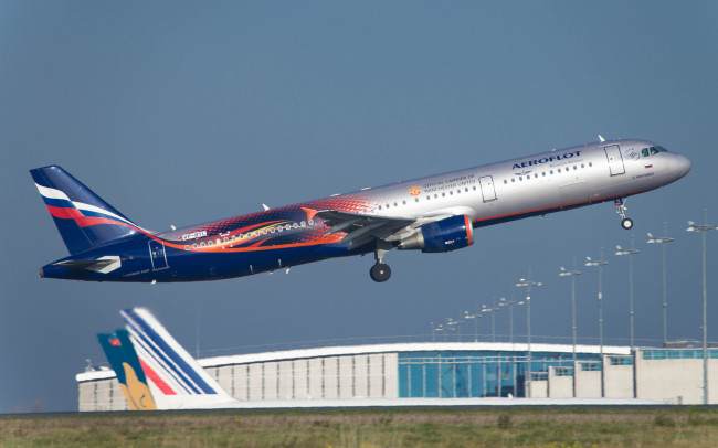 Обои картинки фото a321-211, авиация, пассажирские самолёты, авиалайнер