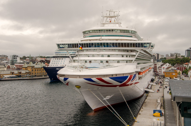 Обои картинки фото корабли, лайнеры, круиз, лайнер