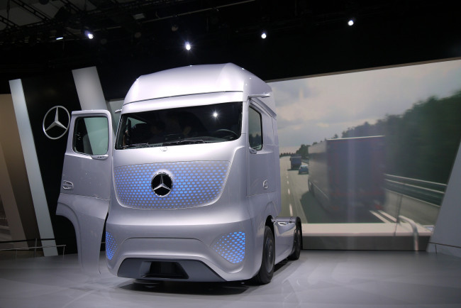 Обои картинки фото mercedes-benz future truck 2025, автомобили, mercedes trucks, 2025, future, mercedes-benz, truck