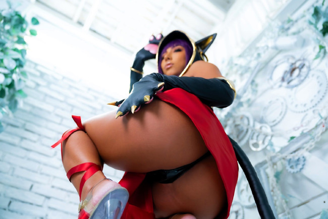 Обои картинки фото девушки, nonsummerjack, образ, костюм, косплей, ушки, капюшон, стена