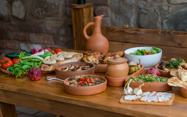 Обои картинки фото еда, разное, зелень, салаты, овощи, выпечка, грибы