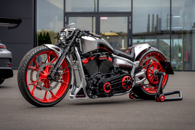 Обои картинки фото мотоциклы, harley-davidson, softail, breakout, customized, custombikes, gp-weissach