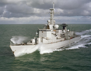 обоя корабли