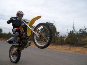 Картинка мотоциклы ktm