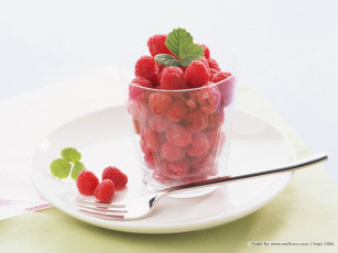 Картинка еда малина