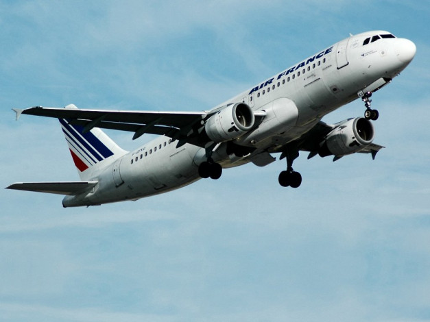 Обои картинки фото airbus, a320, авиация, пассажирские, самолёты