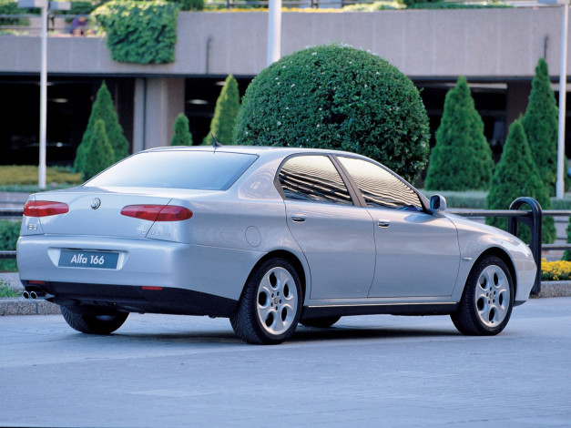 Обои картинки фото автомобили, alfa, romeo