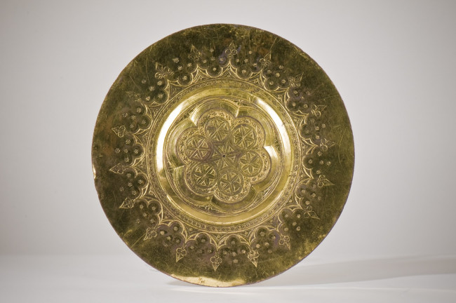 Обои картинки фото разное, посуда, столовые, приборы, кухонная, утварь, тарелка, медь