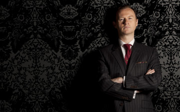Картинка кино+фильмы sherlock+ сериал костюм обои стена майкрофт