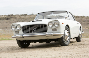 Картинка автомобили lancia