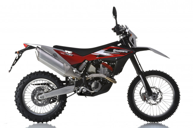 Обои картинки фото мотоциклы, husqvarna