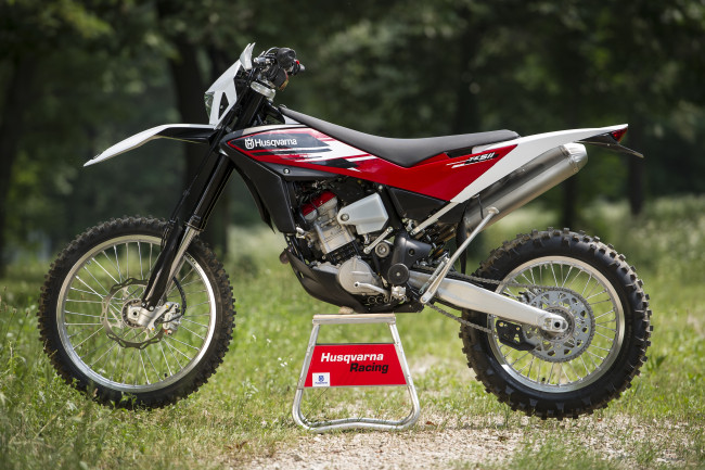 Обои картинки фото мотоциклы, husqvarna