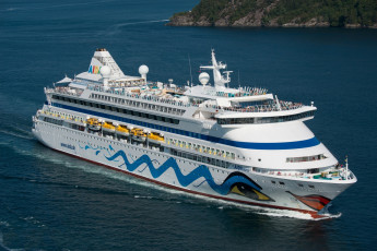 Картинка aidaaura корабли лайнеры лайнер круиз