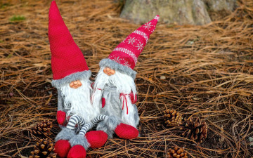 Картинка праздничные фигурки гномы