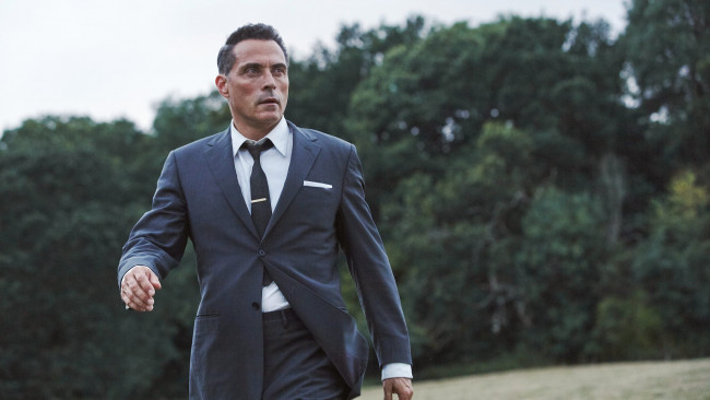 Обои картинки фото the pale horse , сериал 2020 – , кино фильмы, the pale horse, the, pale, horse, rufus, sewell, бледный, конь, сериал, триллер, драма, криминал, детектив, великобритания