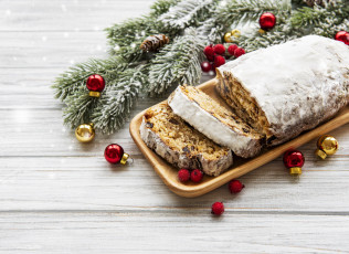 Картинка праздничные угощения еловая ветка шарики праздничный пирог