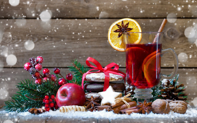 Обои картинки фото праздничные, угощения, пряники, орехи, глинтвейн