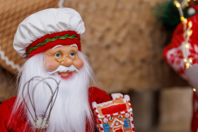 Обои картинки фото праздничные, дед мороз,  санта клаус, игрушечный, санта