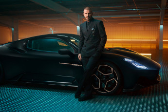 Картинка david+beckham+maserati+mc20+coupe+fuoriserie+edition+2023 мужчины david+beckham дэвид роберт джозеф бекхэм футболист полузащитник костюм ангар суперкар maserati mc20 coupe fuoriserie edition мазерати
