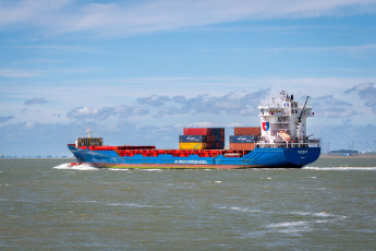 обоя container ship, корабли, грузовые суда, container, ship