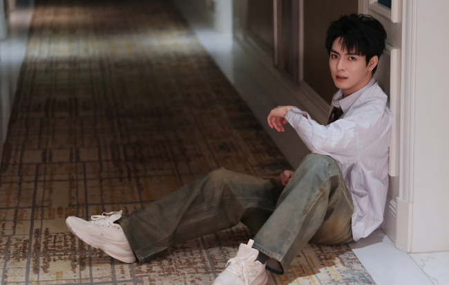 Обои картинки фото 21, 12, 25, мужчины, wang hao xuan, ван, хао, сюань