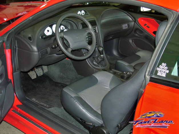 Обои картинки фото ford, mustang, автомобили, интерьеры