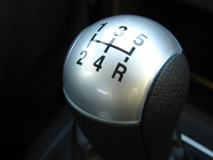 Картинка автомобили интерьеры