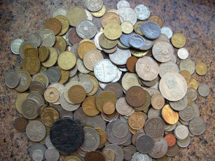 Картинка разное золото купюры монеты