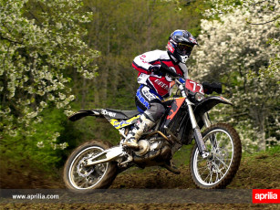 Картинка спорт мотокросс