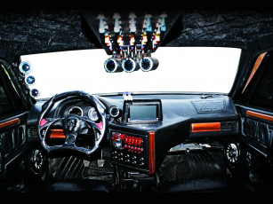 Картинка автомобили спидометры торпедо