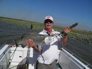 Картинка разное рыбалка +рыбаки +улов +снасти