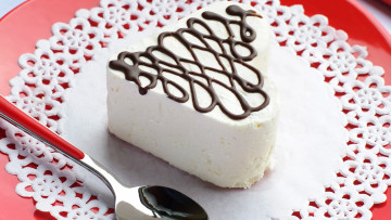 Картинка еда пирожные +кексы +печенье салфетка десерт глазурь сердце пирожное сладкое