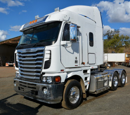 Картинка freightliner автомобили тягач седельный грузовик тяжелый