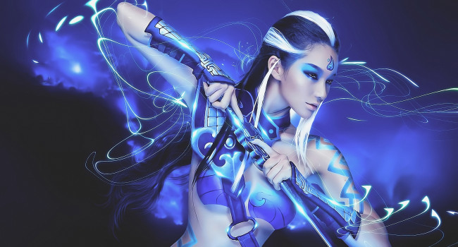 Обои картинки фото 3д графика, фантазия , fantasy, кинжал, фон, девушка