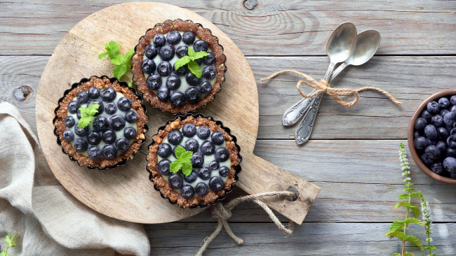 Обои картинки фото еда, пирожные,  кексы,  печенье, черничные, кексы