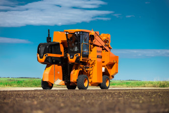 Картинка техника комбайны jatco